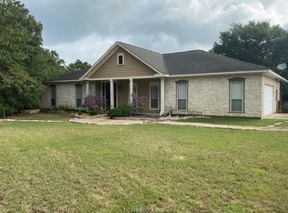 8425 McAllester Ln, College Station, TX 77845