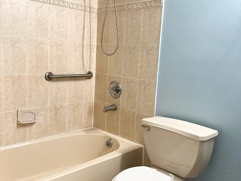 35 Chesterfield Ln #1 — Photo 7