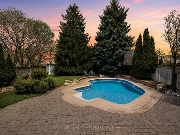 759 Childs Dr, Milton, ON L9T 4L3