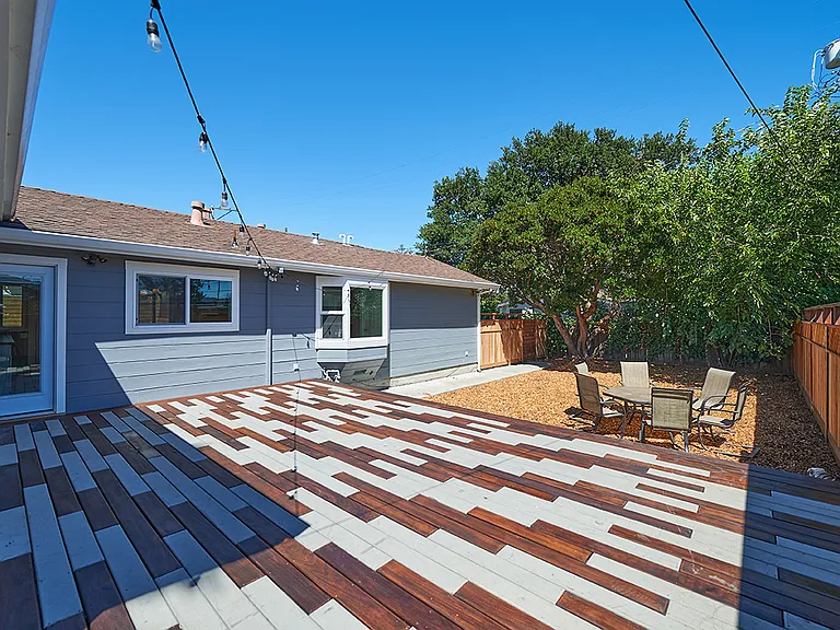 944 Bruno St — Photo 17