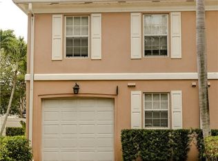 5701 Cove Cir #41, Naples, FL 34119