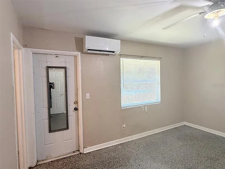 1304 Browning St — Photo 12