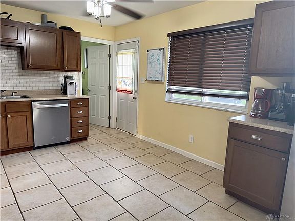 5th image of 5801 Kendon St