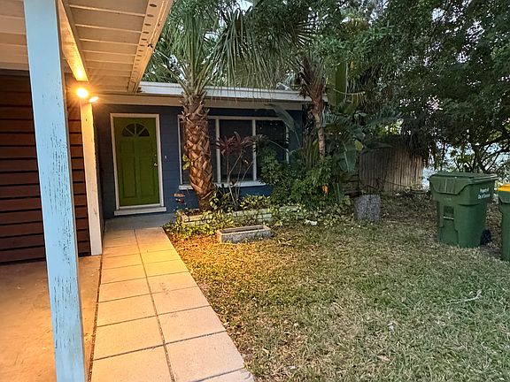 2nd image of 850 Mecca Dr