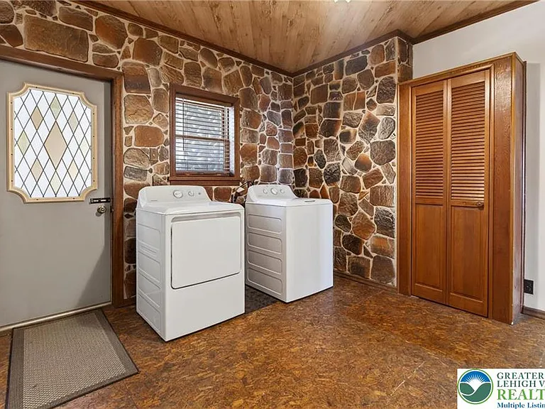 216 W Bertsch St — Photo 19