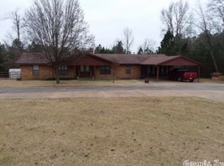 483 Red Hill Rd, Arkadelphia, AR 71923