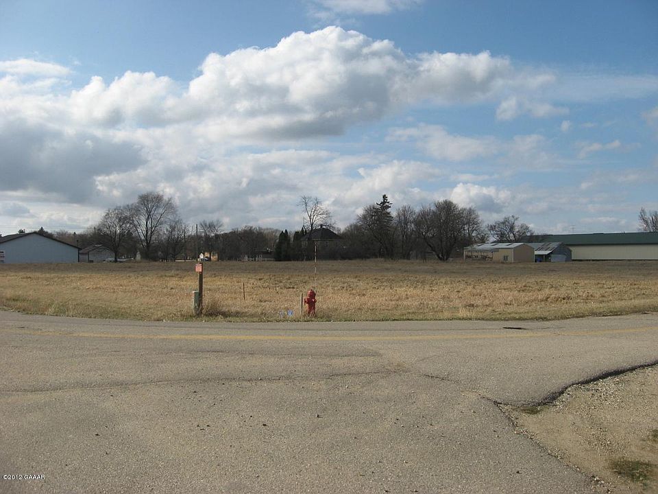 1st image of 905 Northside Dr NE