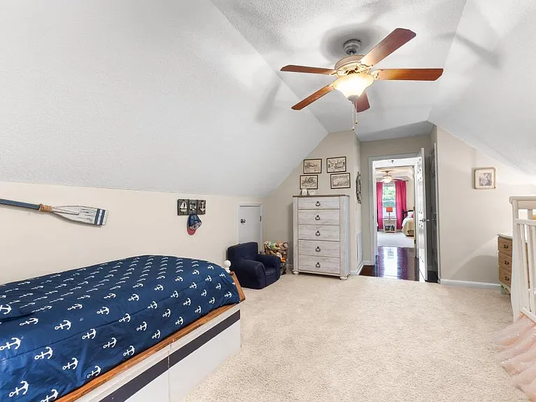 633 Thompson Mill Rd — Photo 58