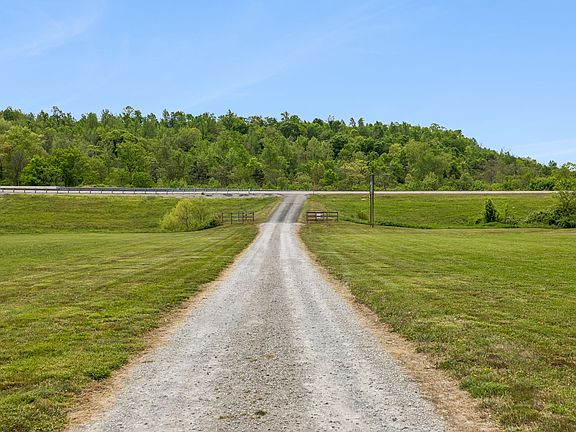 2nd image of 2461 Bodenham Rd