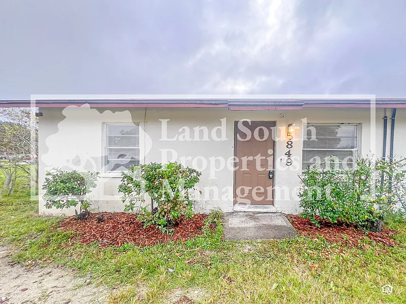 Photo 2 of 16 - 5849 N Daughtery Rd - Lakeland, FL Building Photo - 5849 N Daughtery Rd
