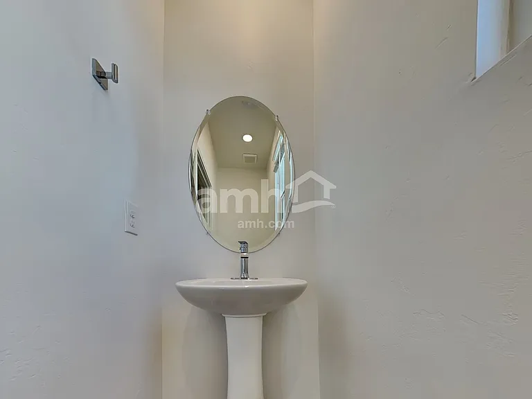 6144 W Calle Lago — Photo 8