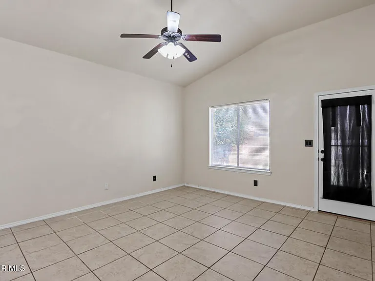 14685 Holsteiner Ct — Photo 7