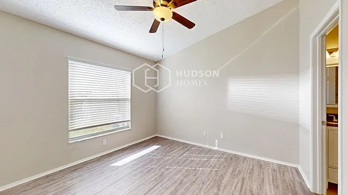 312 Crayford Pl — Photo 10