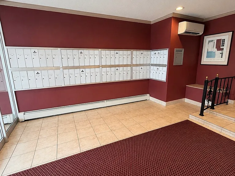 20 Jefferson St #F7 — Photo 7