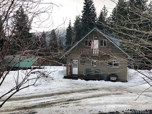 Rustic Cabin with territorial and Mountain Views.  