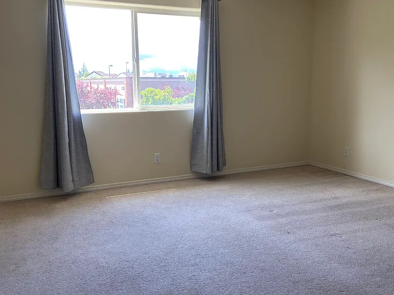 15240 NW Blakely Ln — Photo 8
