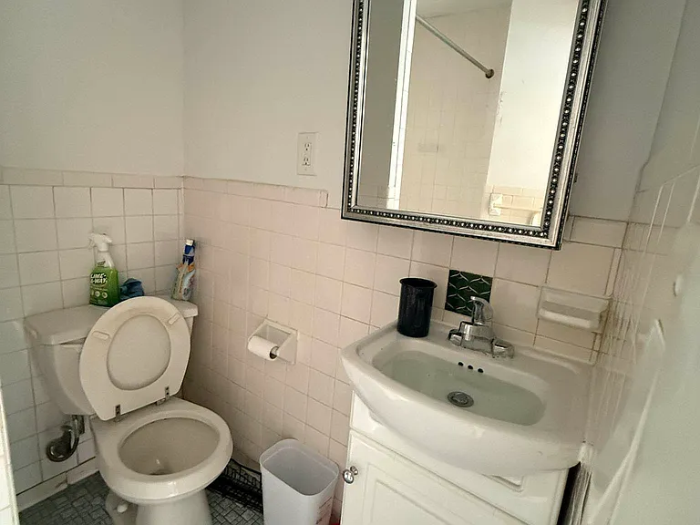 113 W 70th St #5B — Photo 9