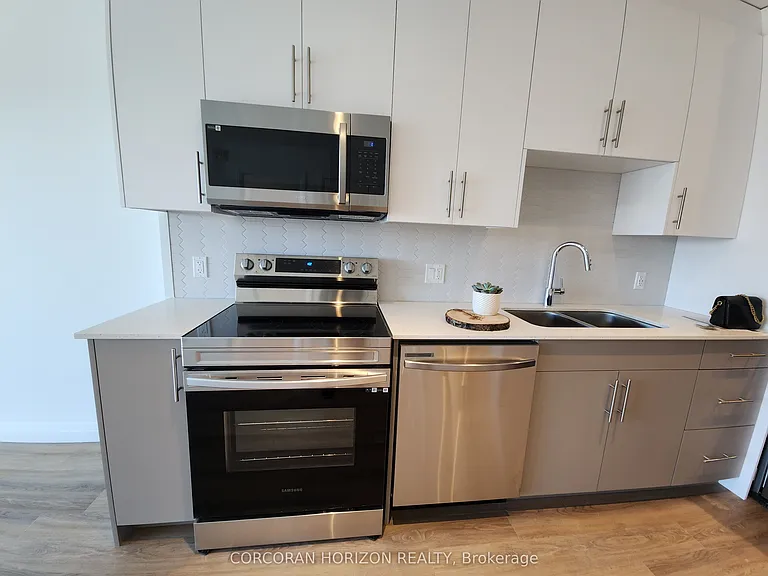525 New Dundee Rd #720 — Photo 8