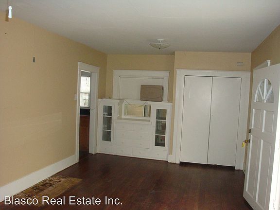 3rd image of 117 E El Morado Ct