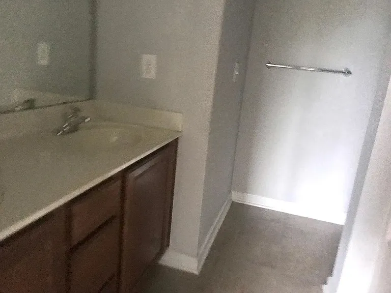 215 Dove Cottage Ln — Photo 16