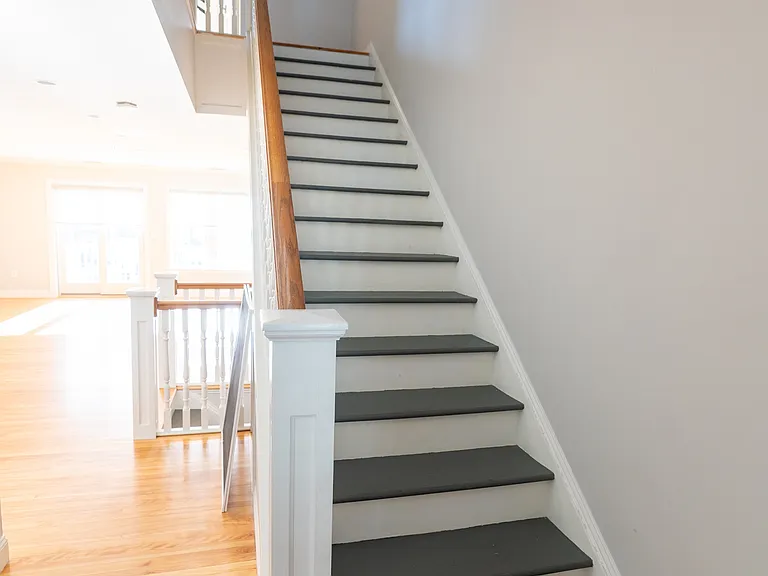 606 Chandlers Wharf — Photo 9