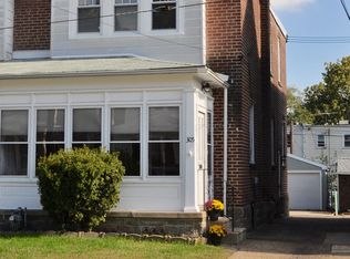 305 Wolfenden Ave, Collingdale, PA 19023