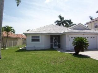 21350 Millbrook Ct, Boca Raton, FL 33498