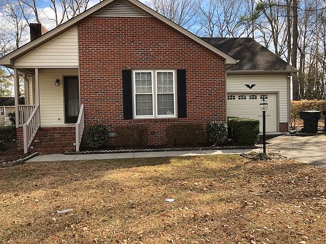 1st image of 200 River Hill Dr