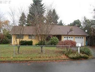 2nd image of 11014 NE 84th St