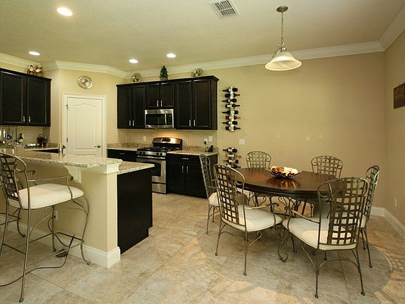 eat in breakfast bar