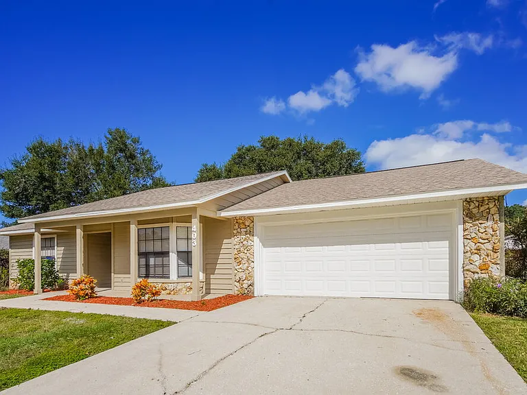 403 Blueberry Dr — Photo 3