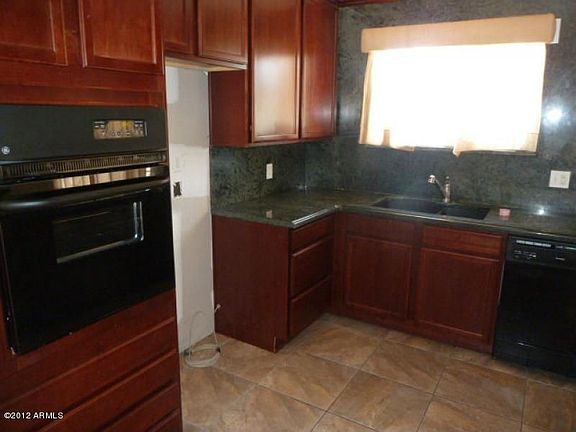 3rd image of 5803 W Rosewood Ln