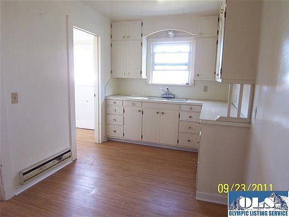 5th image of 521 E 12th St