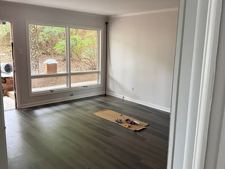1021 Kavanaugh Blvd #C — Photo 3