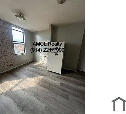 1 bed, $2,300 — Photo 2
