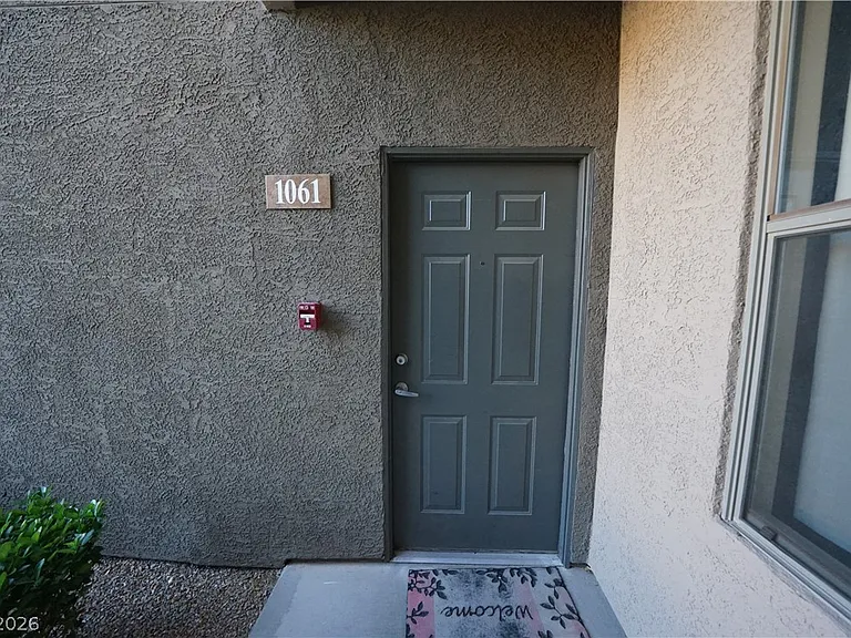 8000 W Badura Ave #1061 — Photo 5