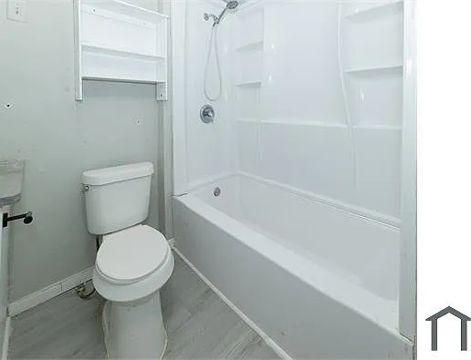 3 bed, 1800 sqft, $1,600 — Photo 4