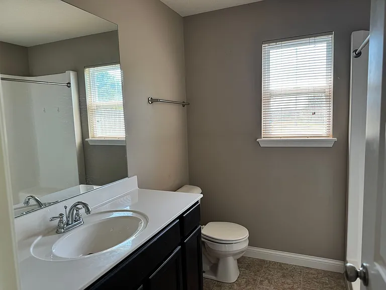 401 Burning Bush Rd — Photo 10