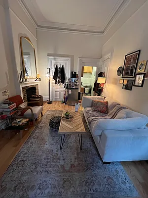 Rented by Living New York | media 9