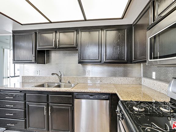 4th image of 7001 S La Cienega Blvd #Pnthse