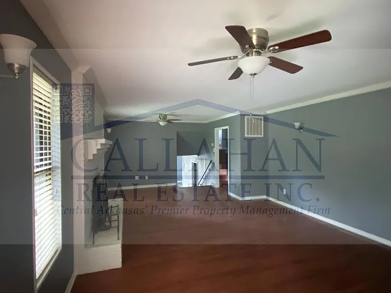 2811 Fox Glenn St — Photo 47