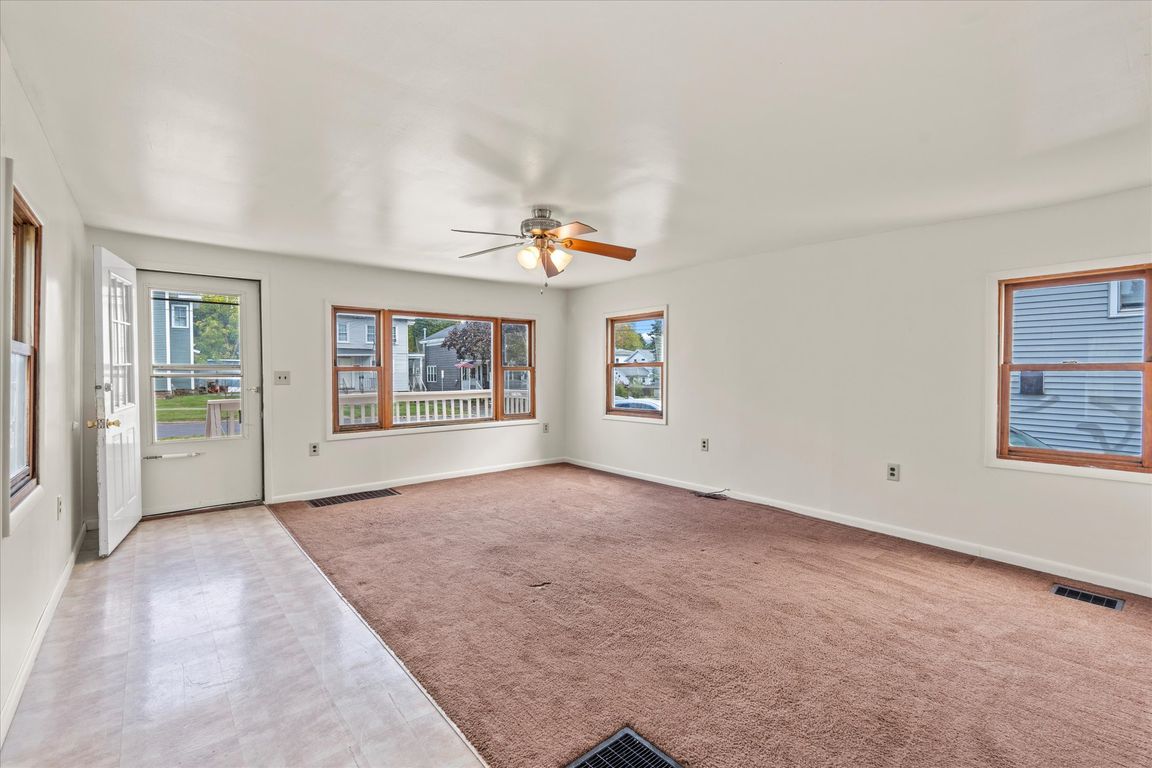 next background image