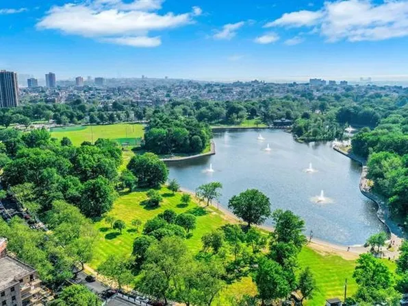 7002 Blvd East image 28 of 31