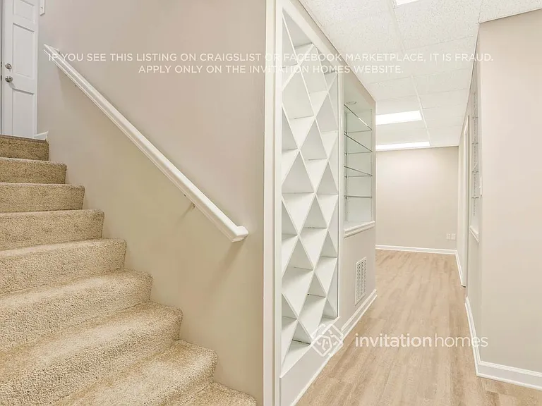 2447 Doubletree Dr NW — Photo 13