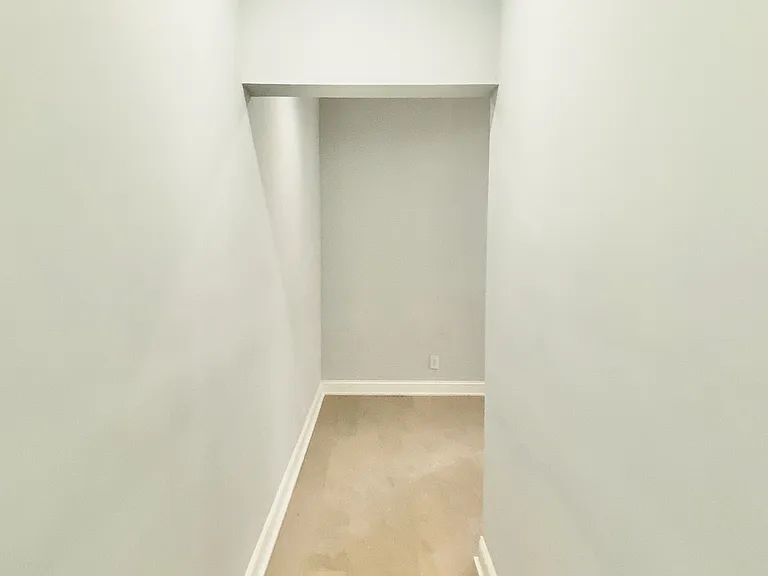 1247 Snyder Ave #2 — Photo 7