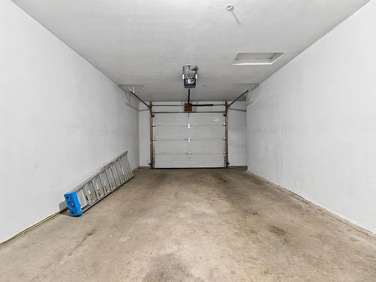 228 Baker Blvd — Photo 45