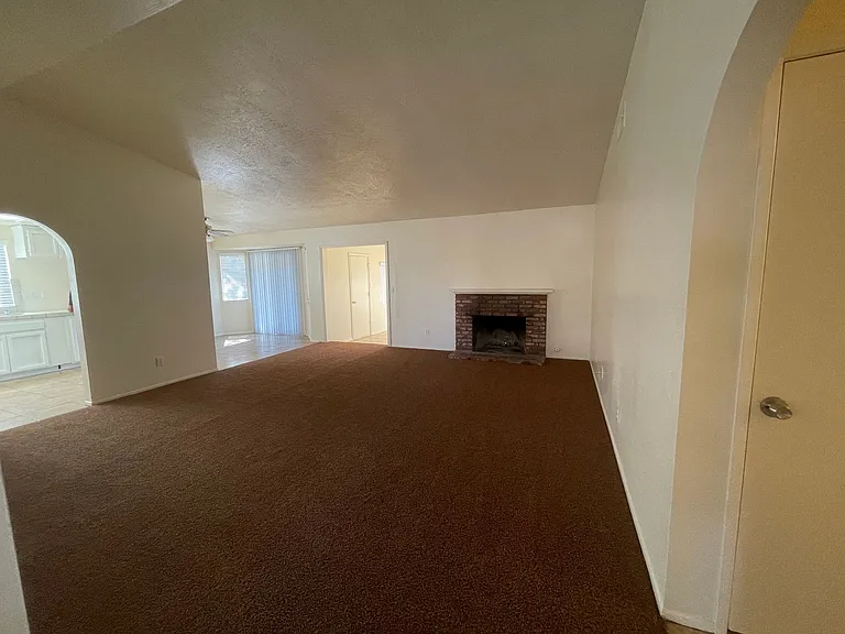 10246 Arroyo Ave — Photo 43
