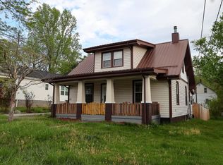 516 Jackson Ave, Pulaski, VA 24301