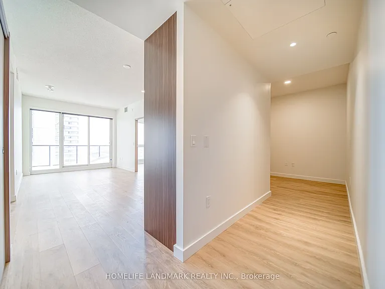 85 McMahon Dr #2809 — Photo 13