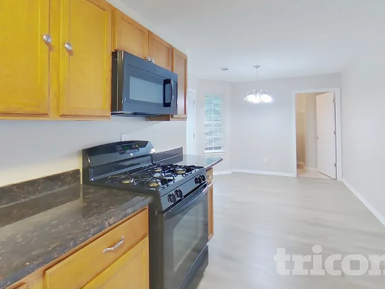 217 Metoyer Dr — Photo 6